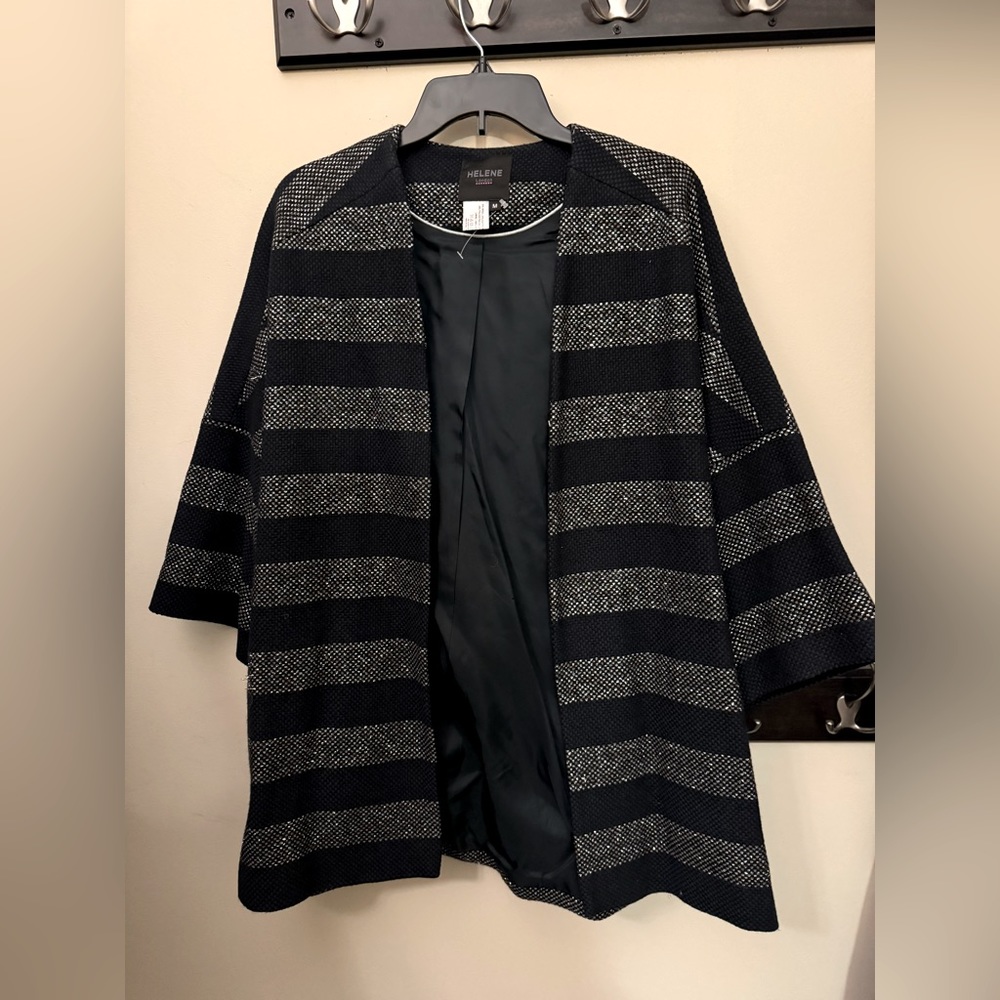 Women’s wool blend over coat. Size M.